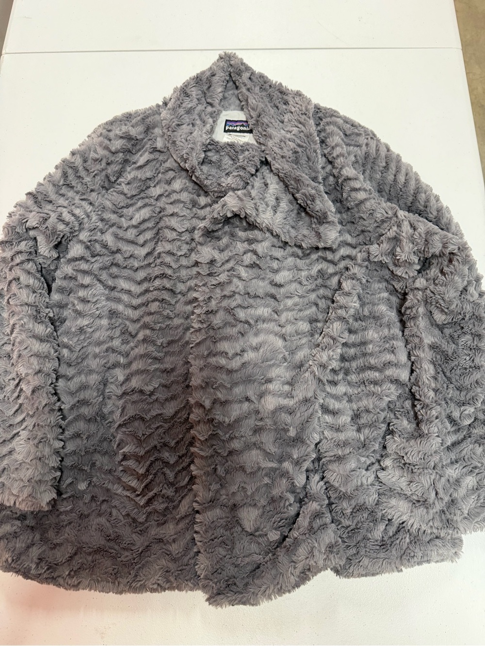 Patagonia Women’s Pelage Jacket Large Gray High Pile Curly Fleece Faux Fur Y2K